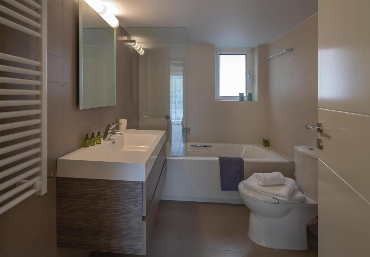 Sagittarius - Faliro Sea Side Apartment Atenas Exterior foto